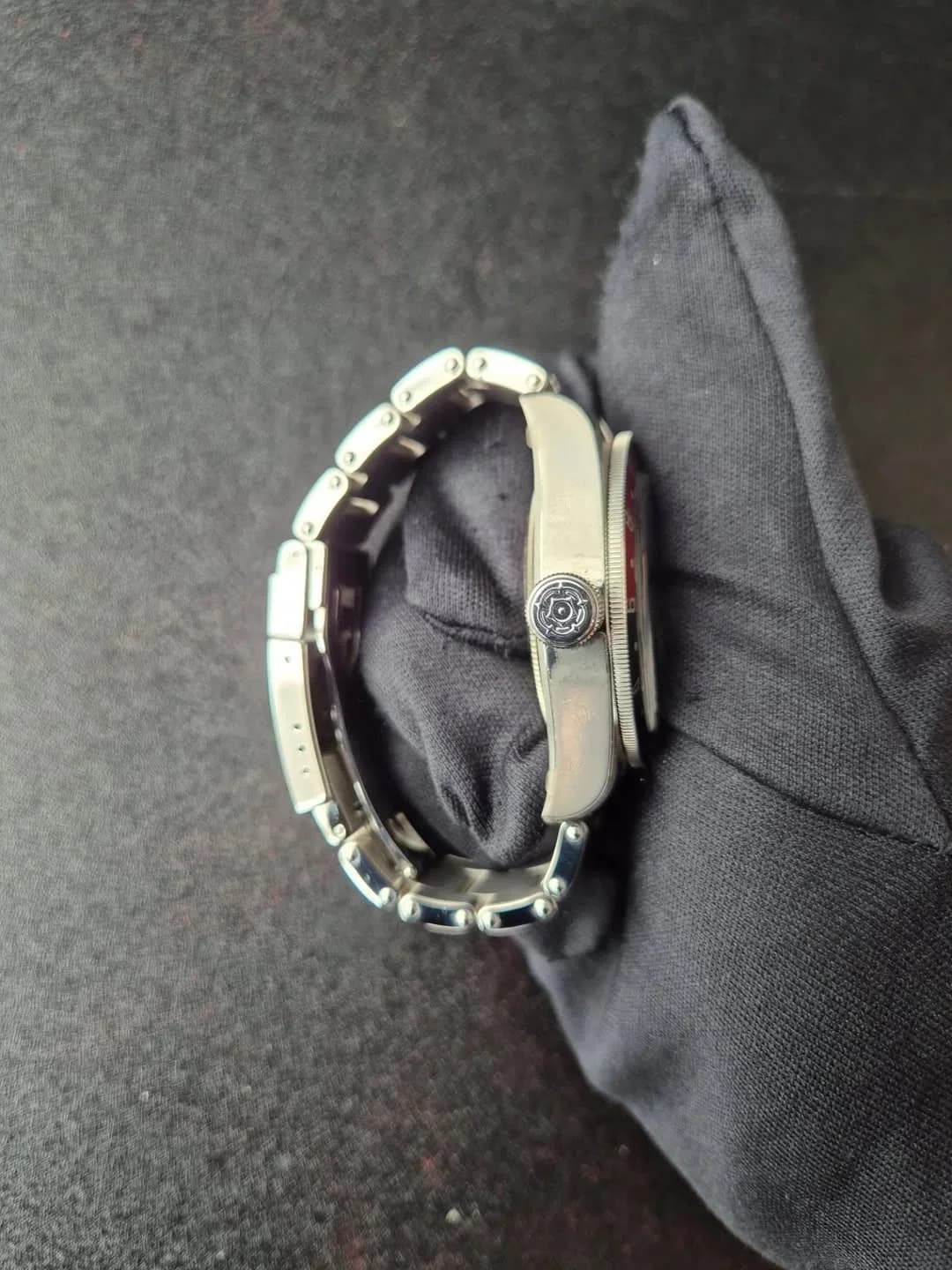 Thumb Black Bay GMT Stainless Steel / Black / Pepsi / Bracelet