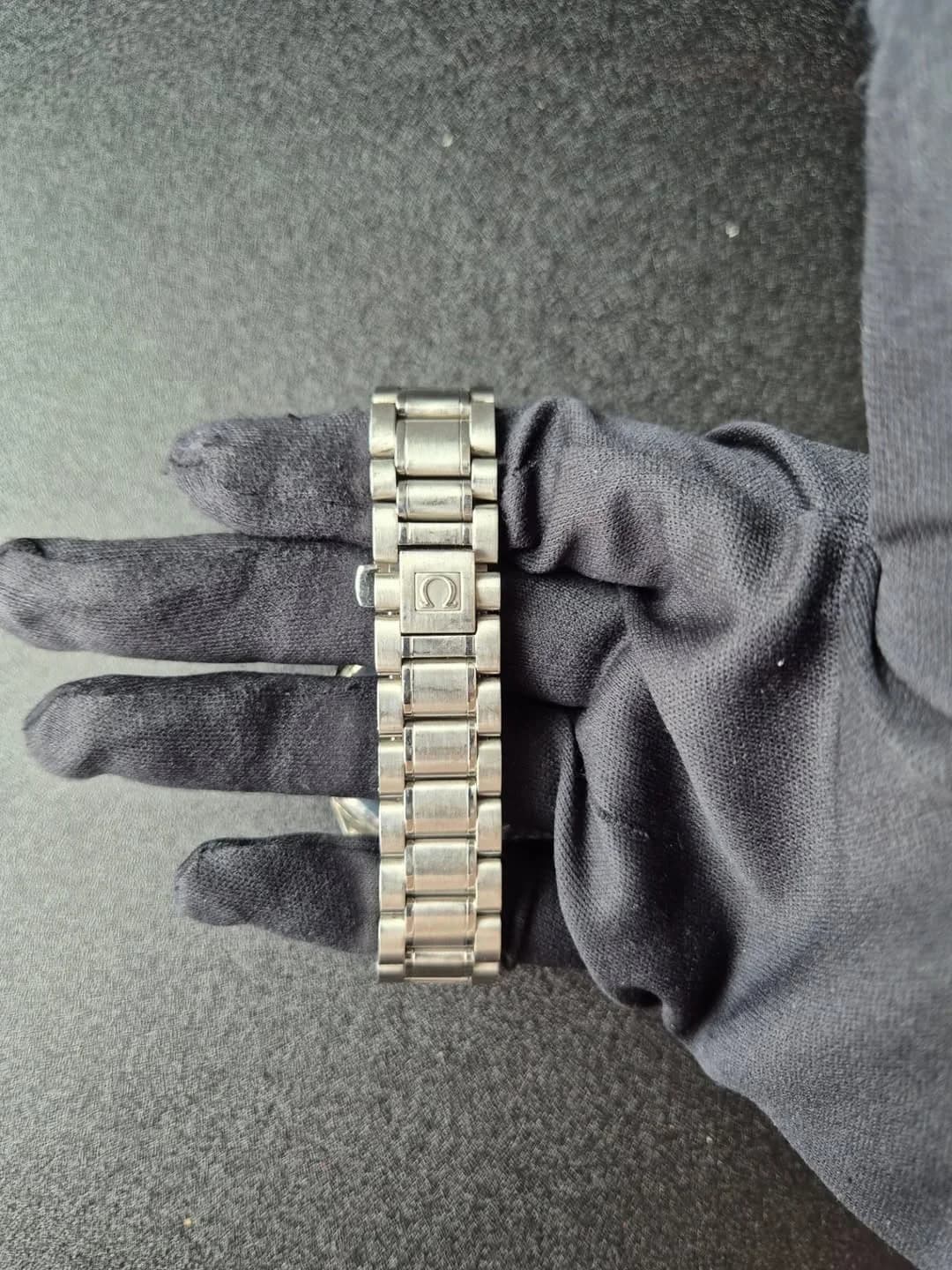 Thumb Speedmaster Date 40 Stainless Steel / Japan Limited Edition / Bracelet