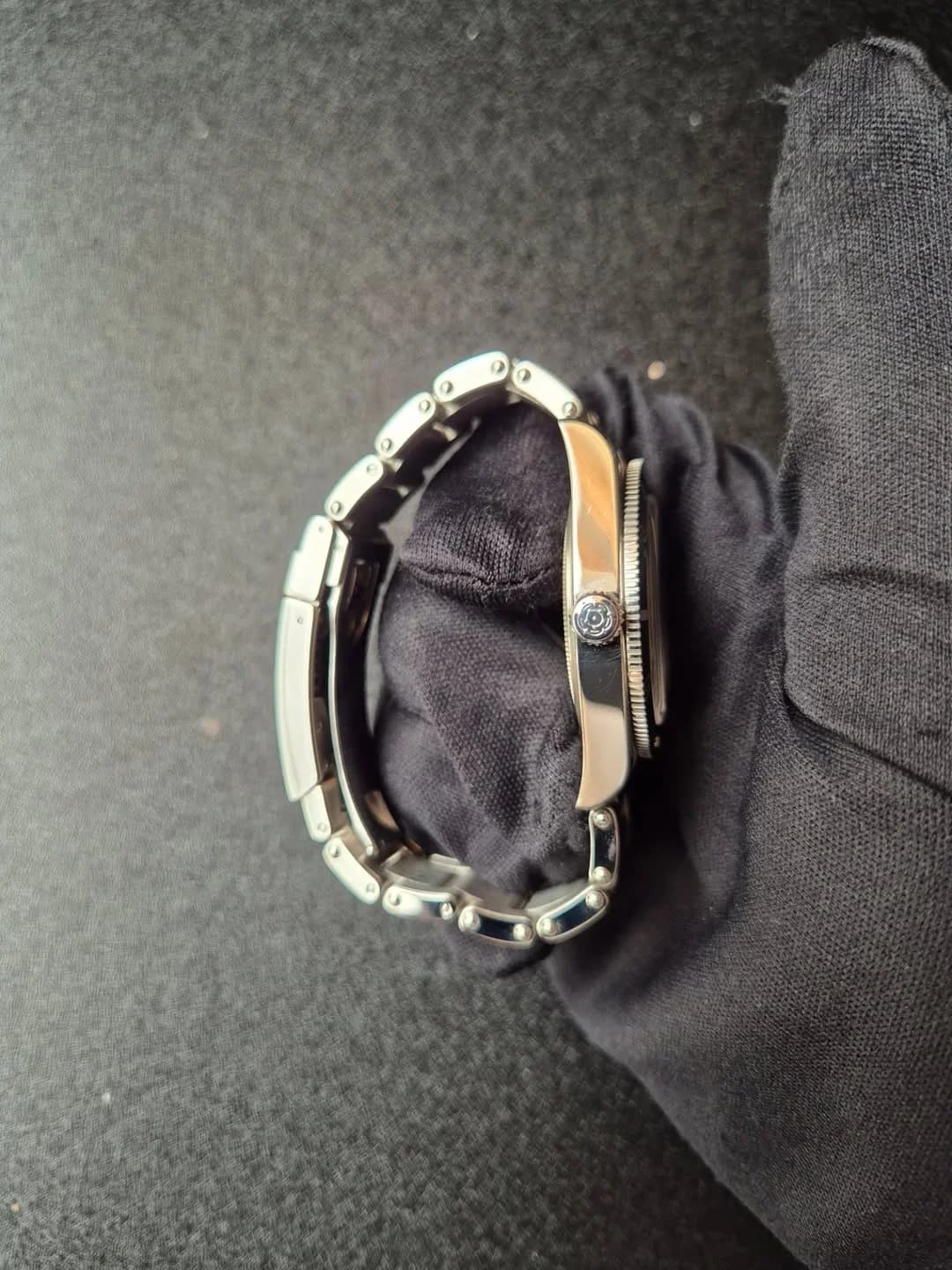 Thumb Black Bay Fifty-Four Stainless Steel / Black / Bracelet