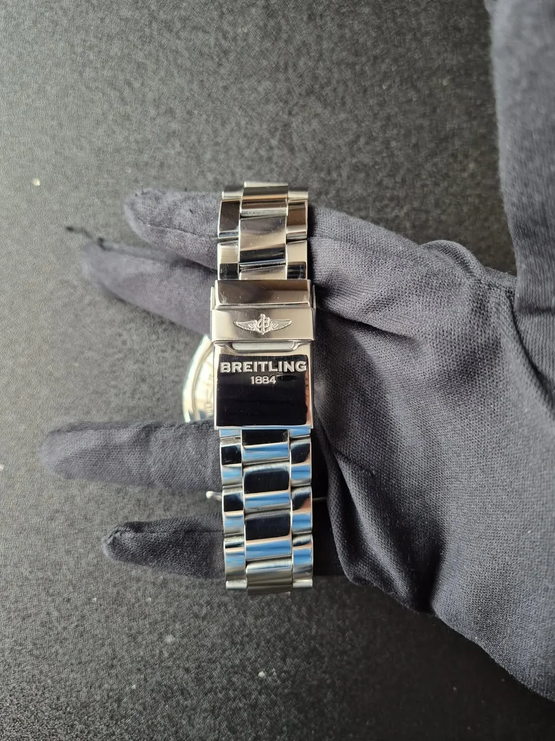 Thumb Super Avenger II Stainless Steel / Volcano Black / Bracelet
