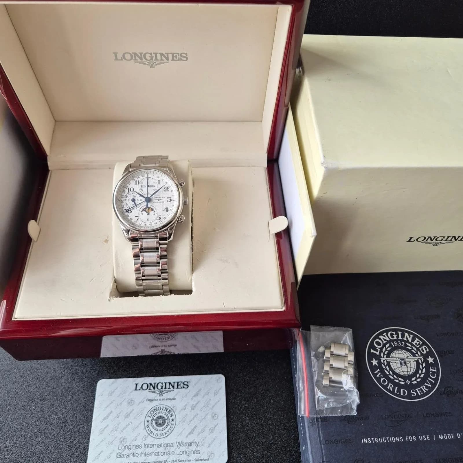 Thumb Master Collection 40 Chronograph Calendar Stainless Steel / Silver / Bracelet