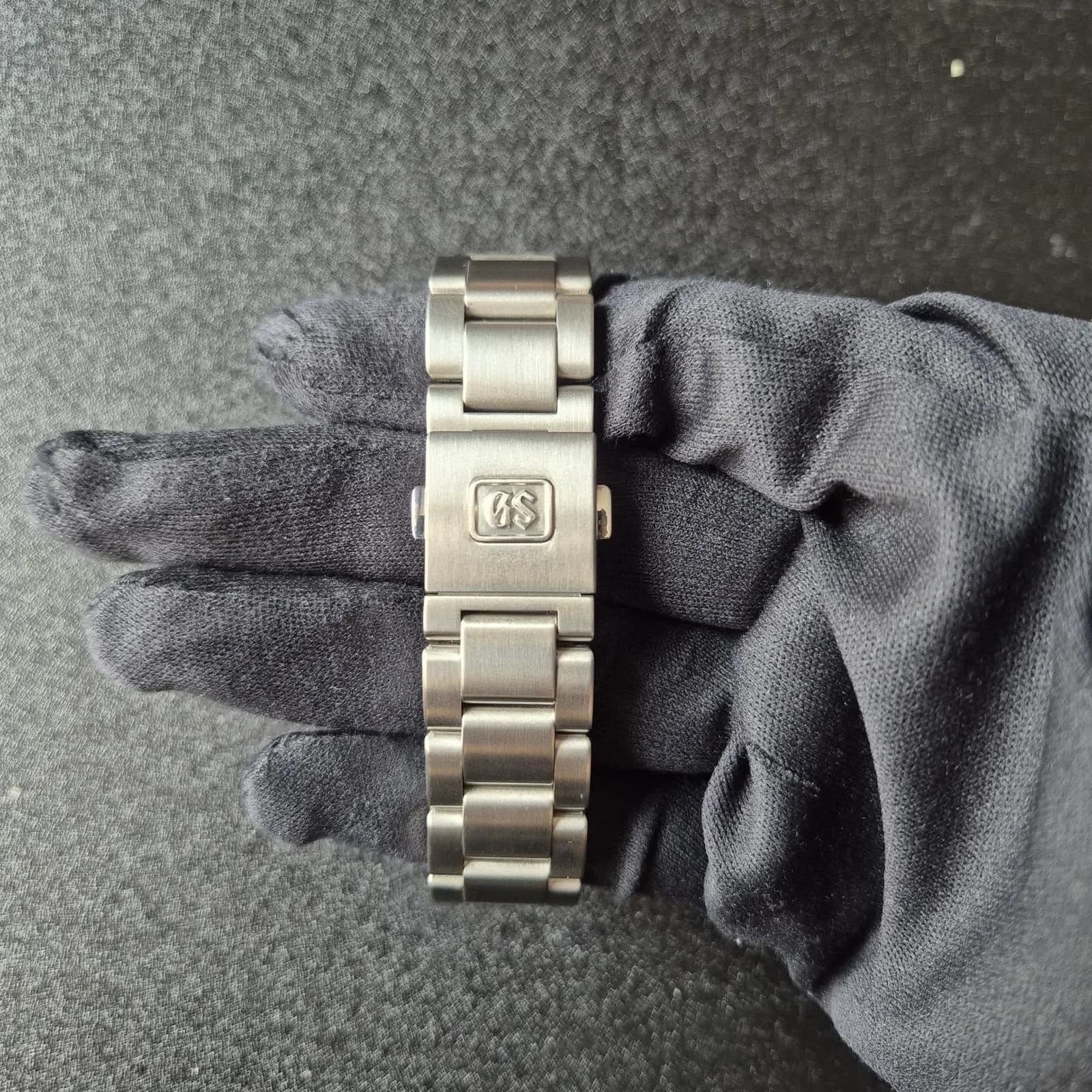 Thumb Heritage Collection Spring Drive SBGA283 Stainless Steel / Champagne