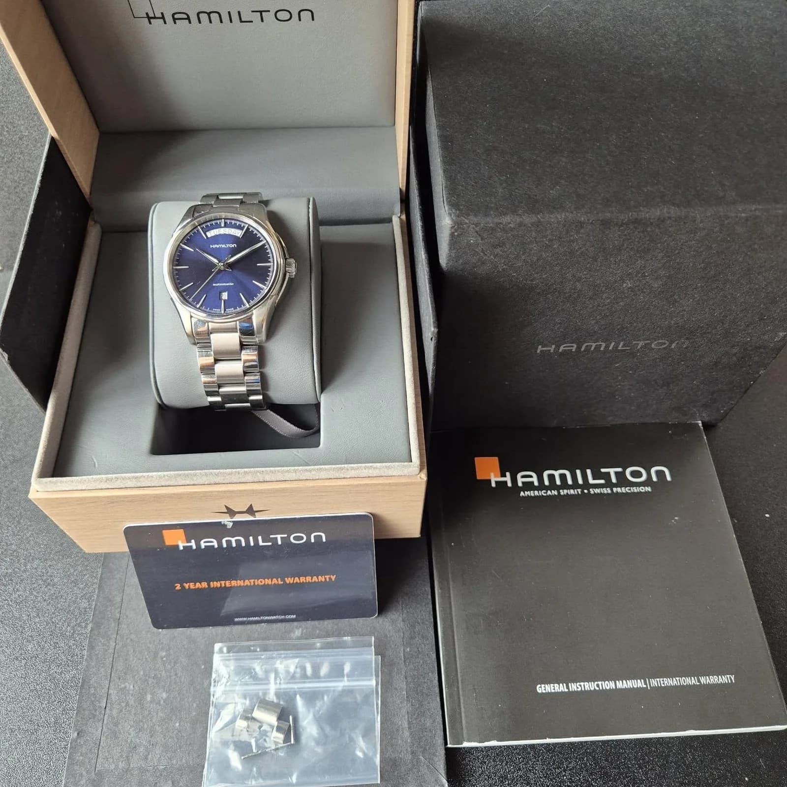Thumb Jazzmaster Day Date 40 Stainless Steel / Blue / Bracelet