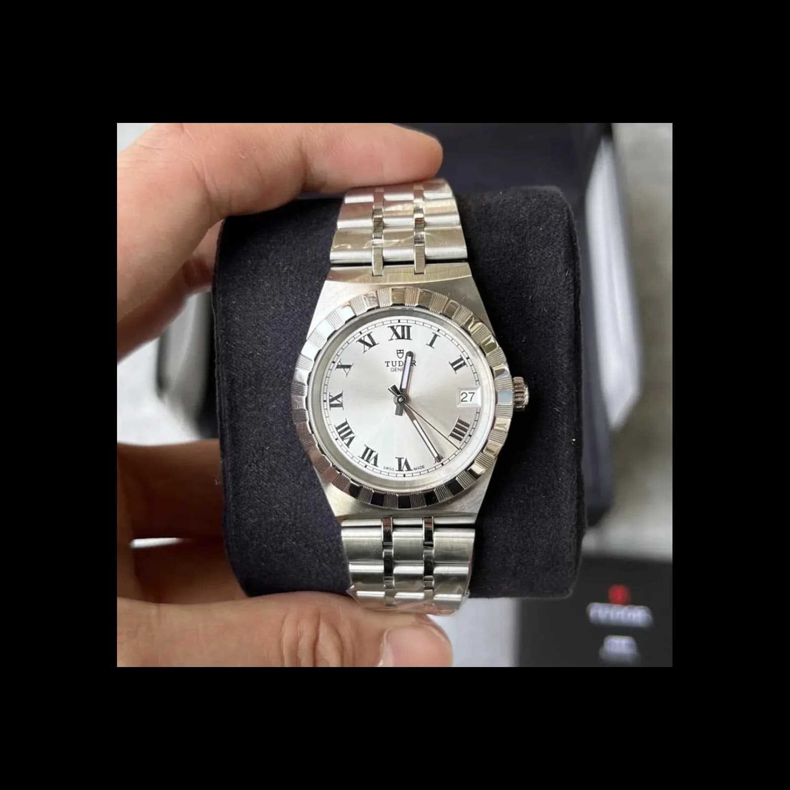 Thumb Royal Date 34 Stainless Steel / Silver - Roman