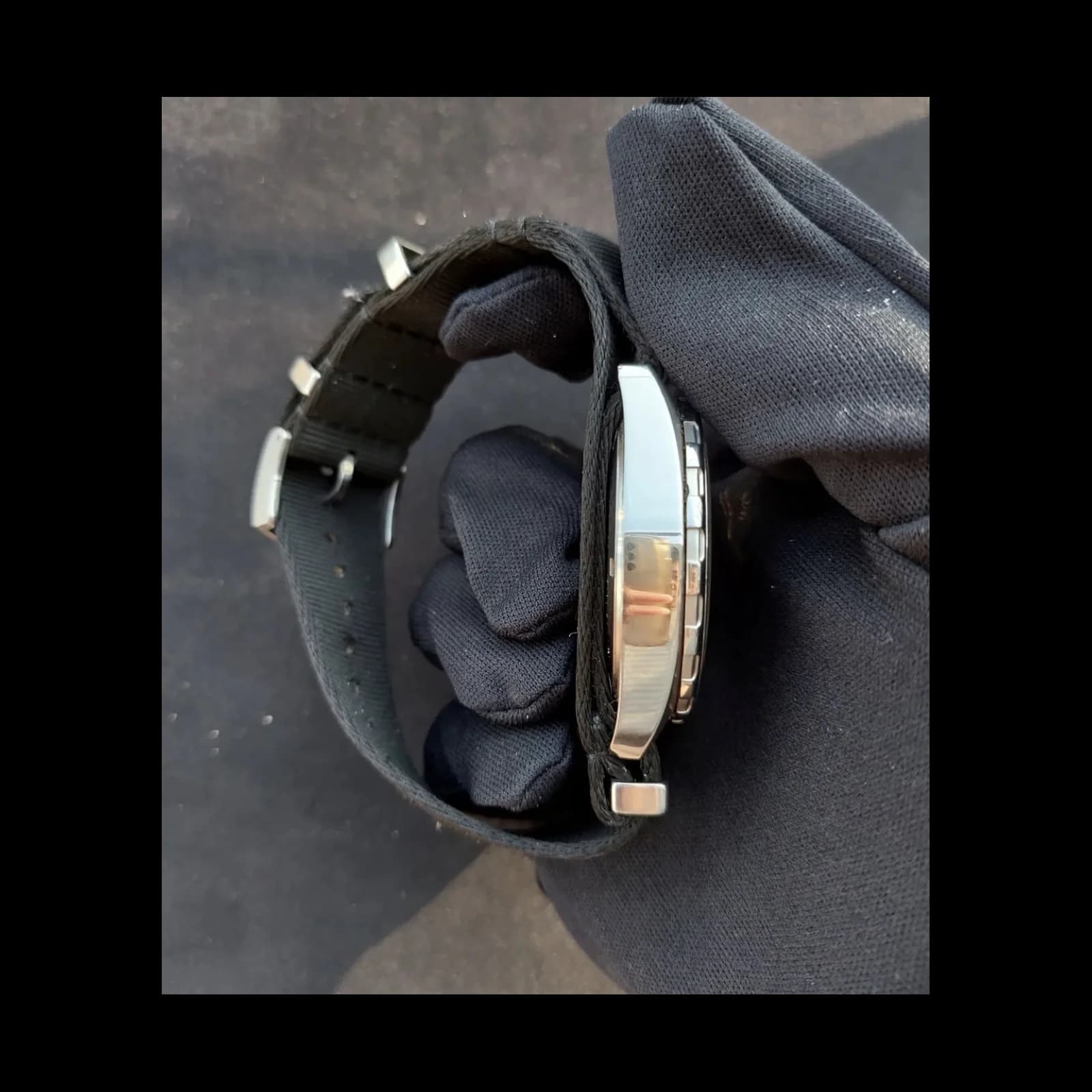 Thumb Formula 1 Quartz Soccer Dial