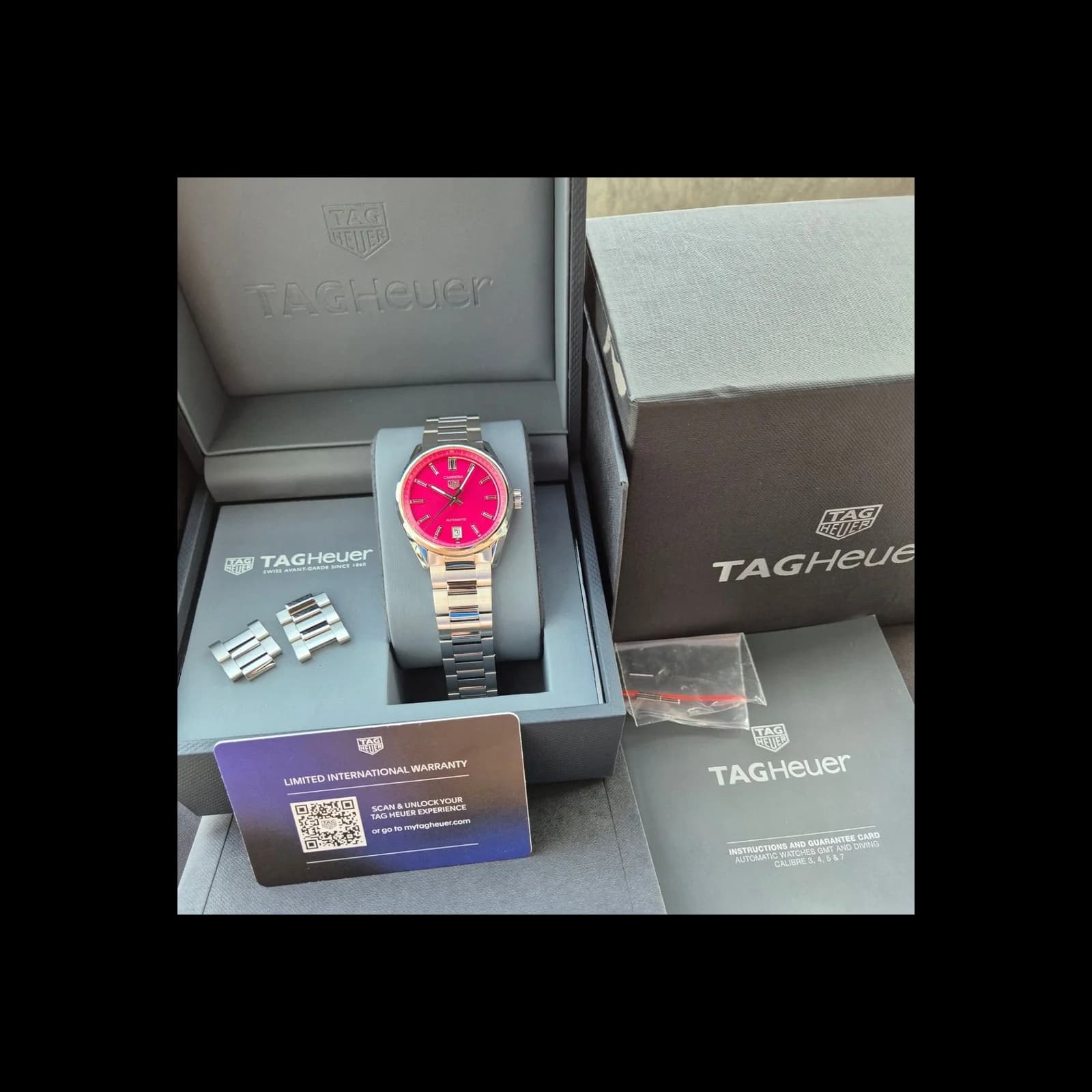 Thumb Carrera Date 36 Stainless Steel / Pink