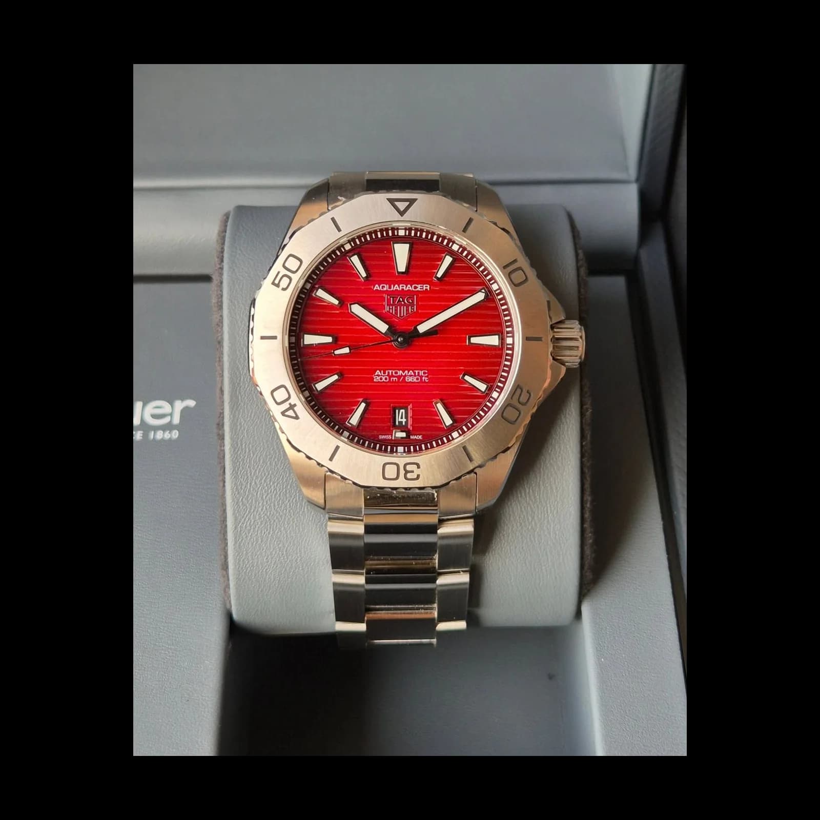 Thumb Aquaracer Professional 200 Automatic 40 Stainless Steel / Red
