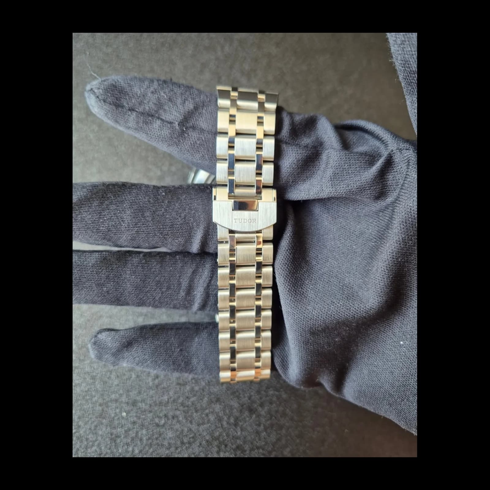 Thumb Royal Date 38 Stainless Steel / Blue - Roman