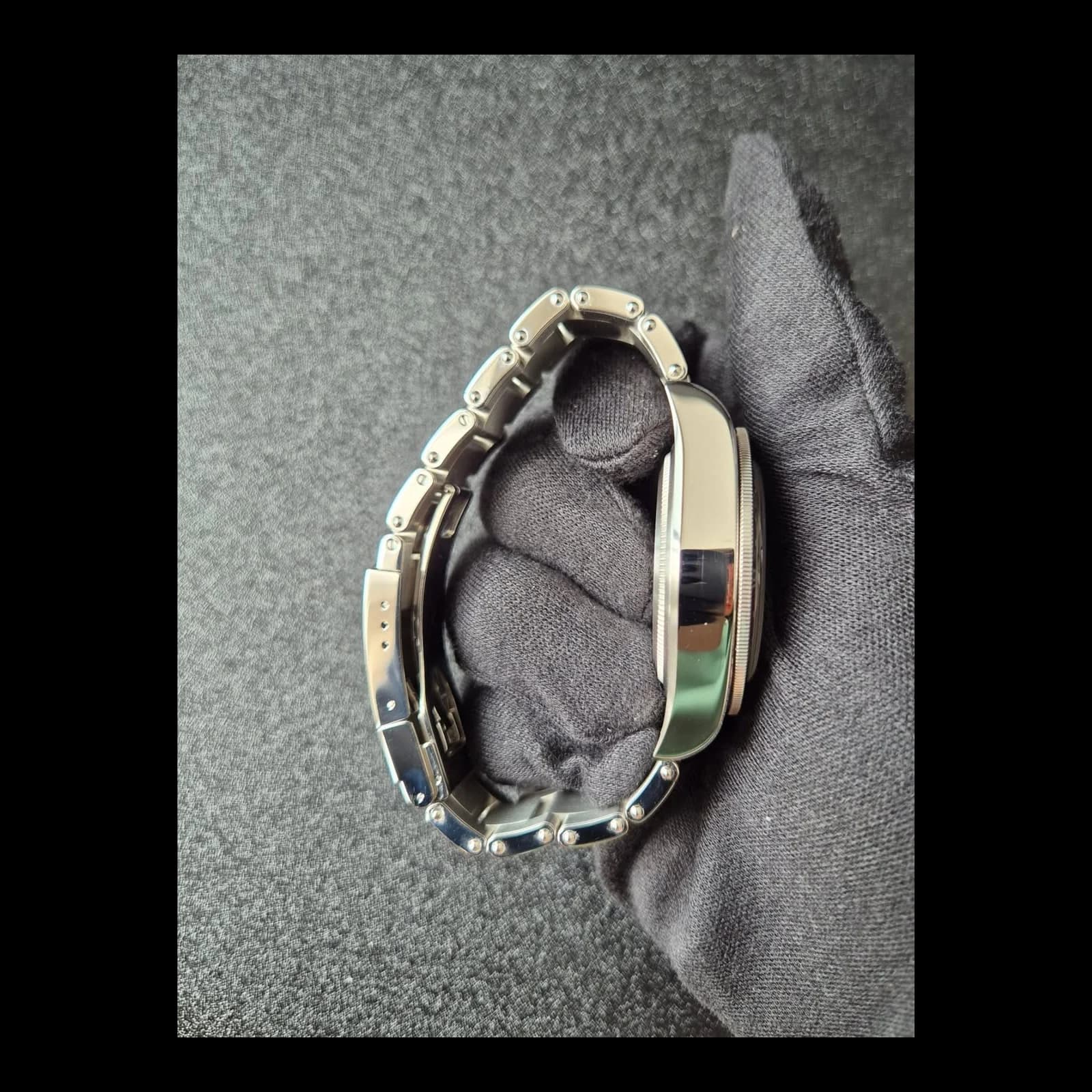 Thumb Black Bay GMT Stainless Steel / Black / Pepsi / Bracelet