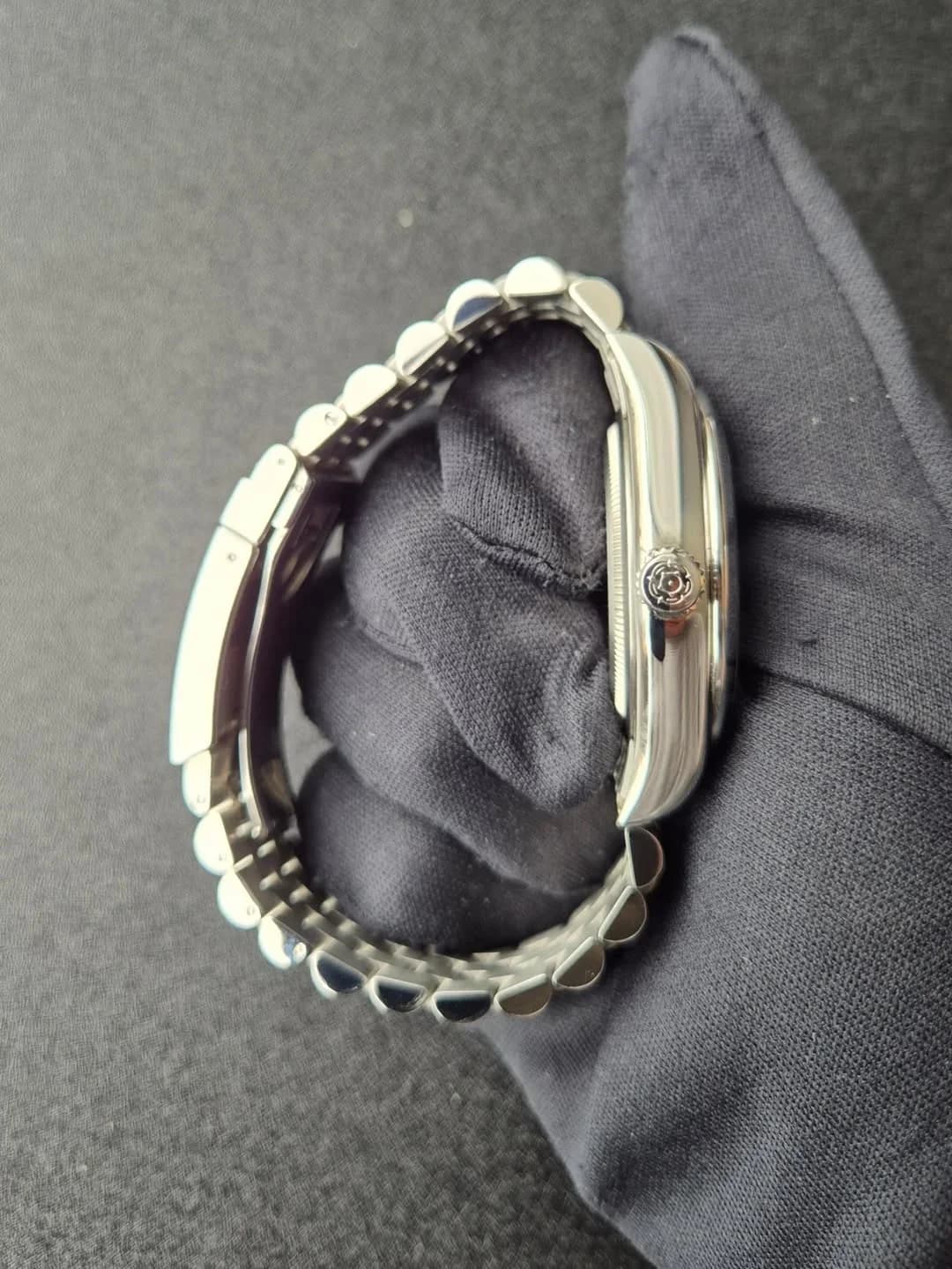 Thumb Black Bay 41 Stainless Steel / Black / Bracelet