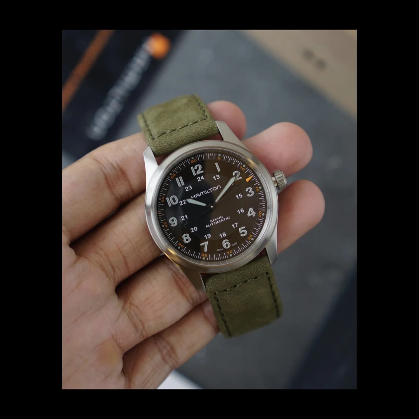 Thumb Khaki Field Titanium Auto 38 / Black