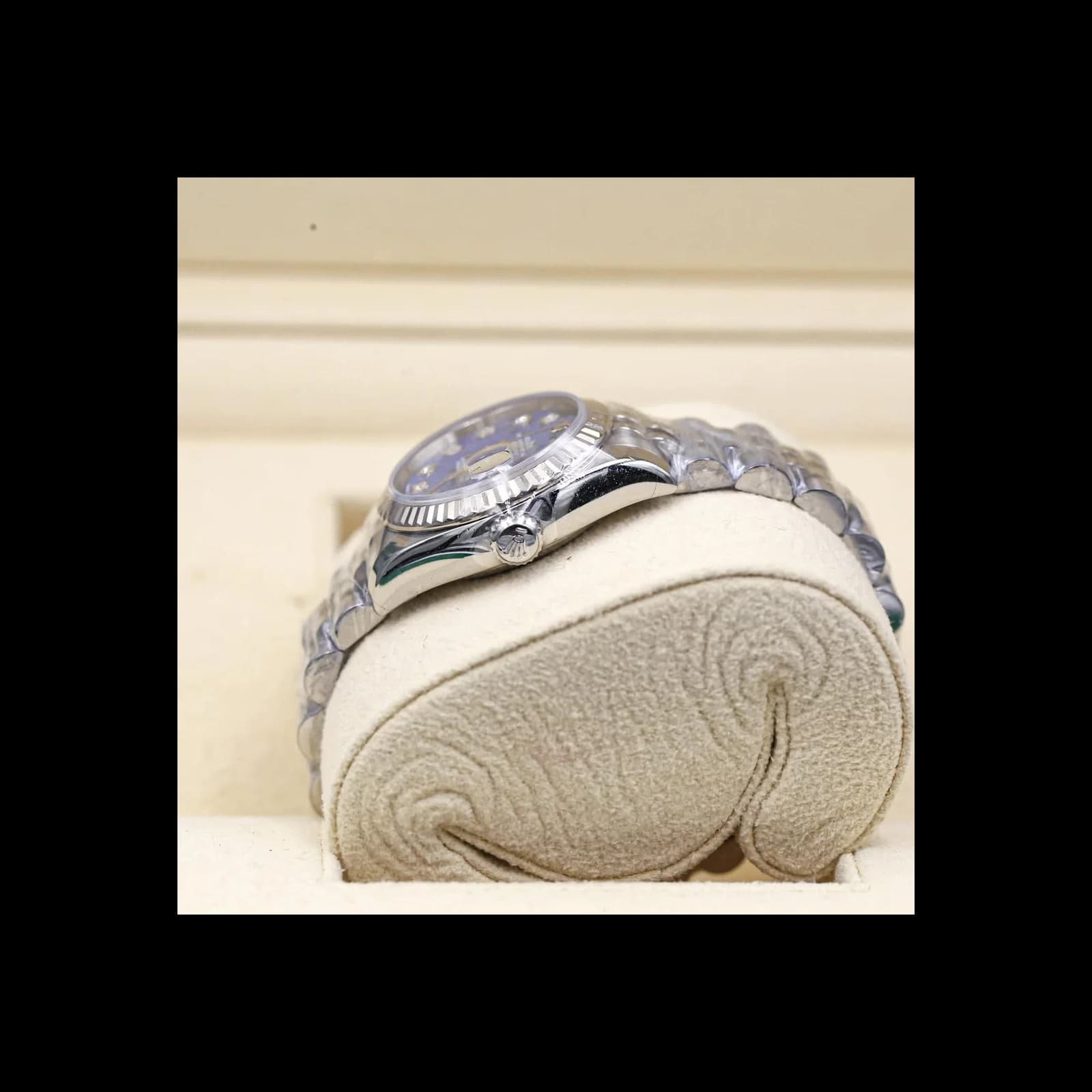 Thumb Lady-Datejust 26 Fluted Blue Diamonds Jubilee