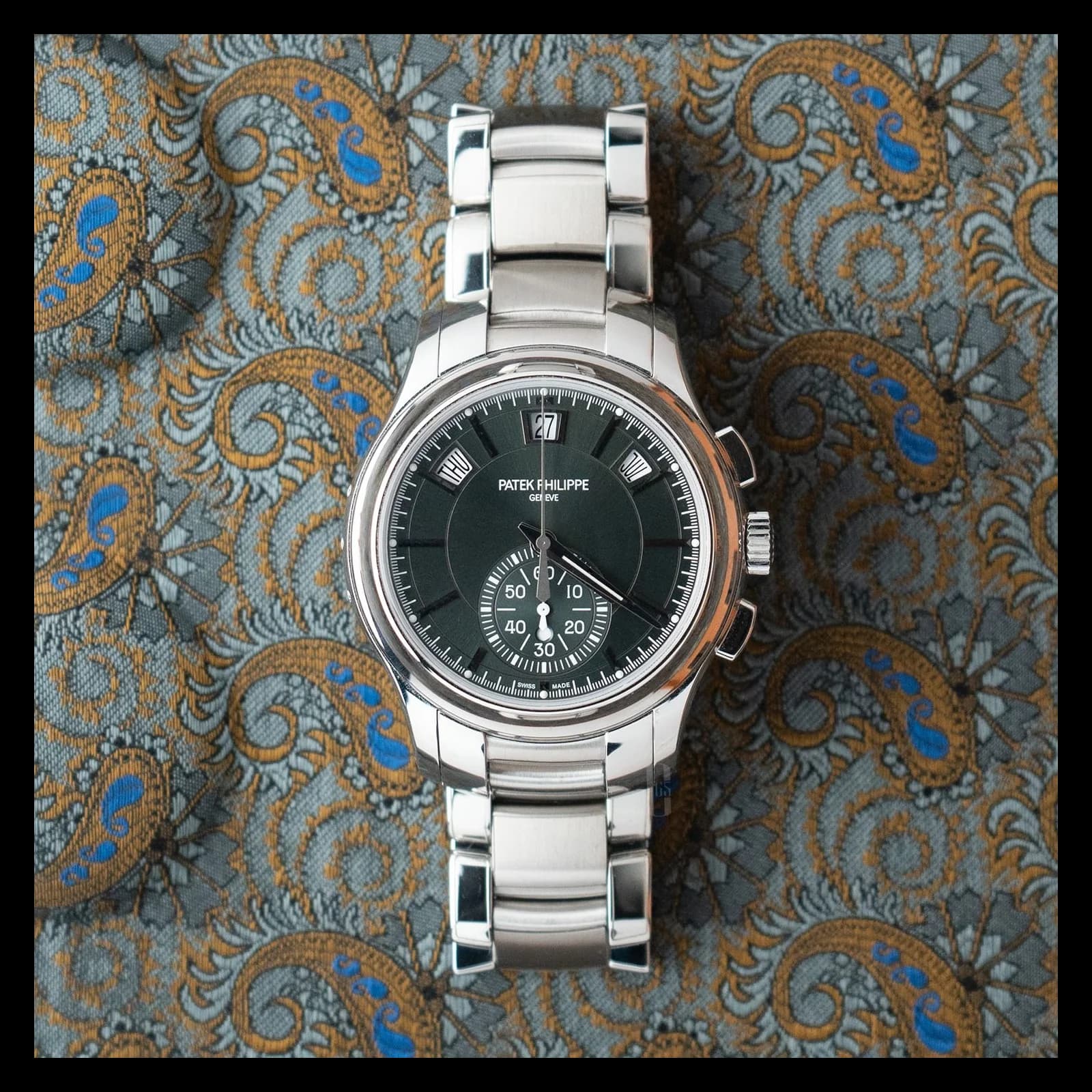 Thumb Annual Calendar Chronograph 5905 Stainless Steel / Green / Bracelet