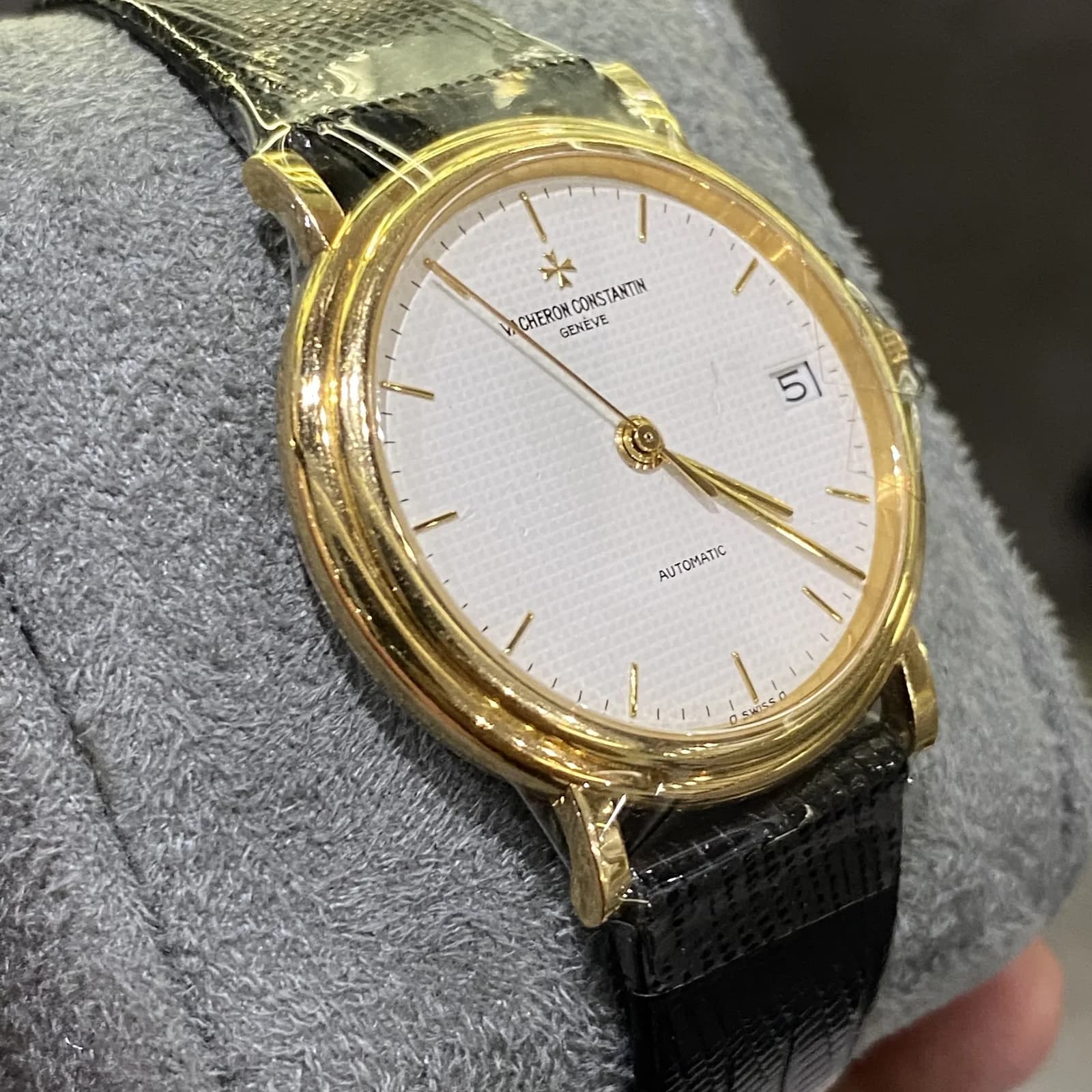 Thumb Patrimony Classic 34 Yellow Gold Automatic