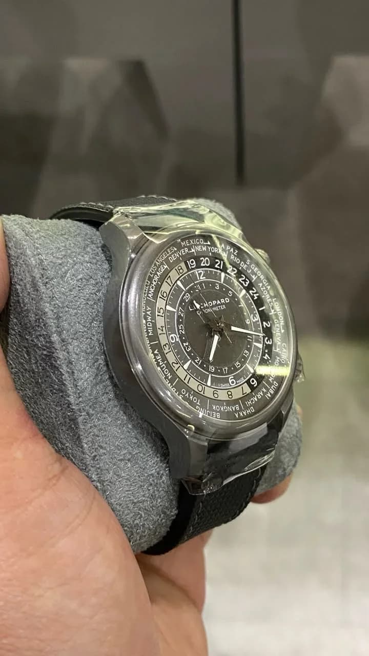Thumb L.U.C Time Traveler One Black