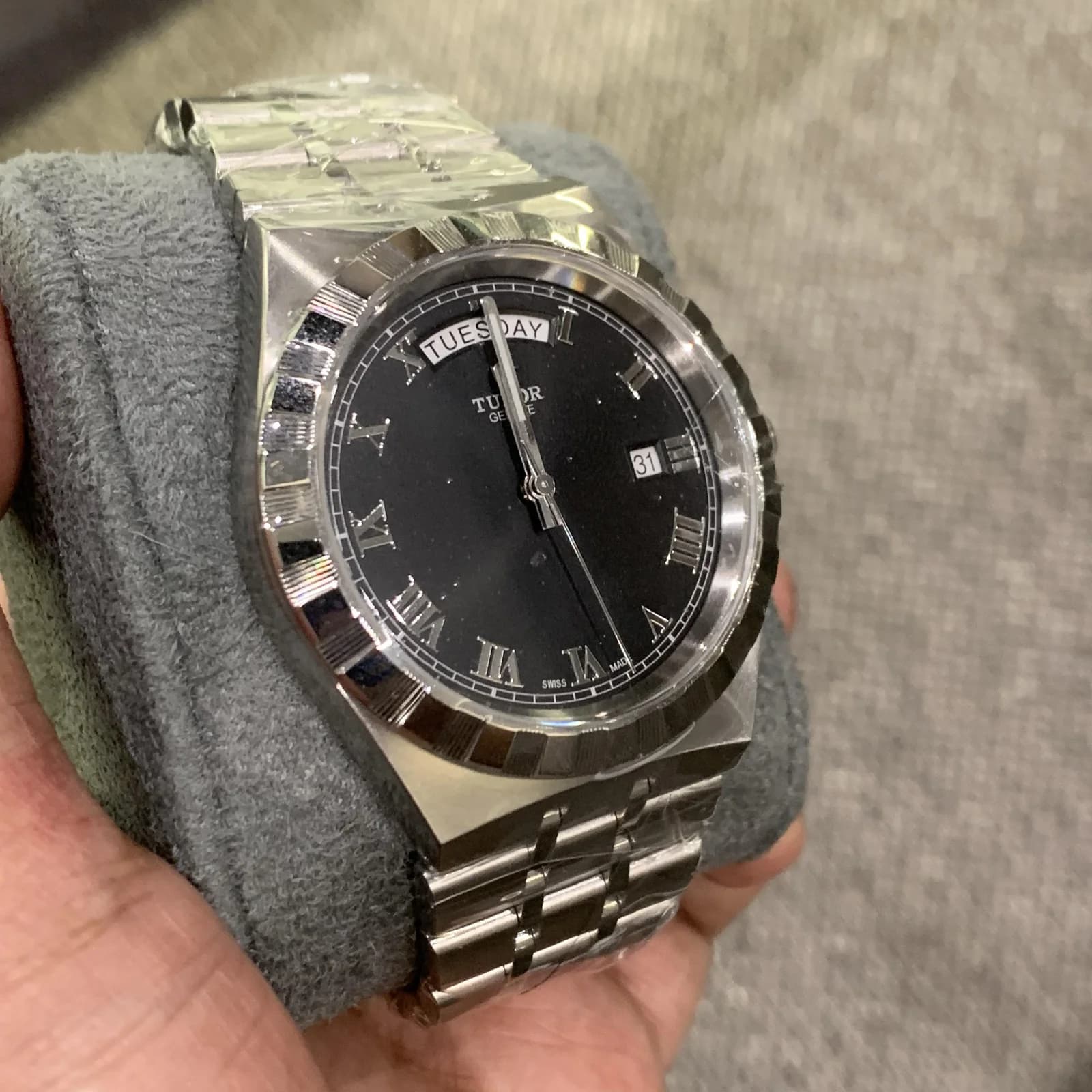 Thumb Royal Day-Date 41 Stainless Steel / Black - Roman