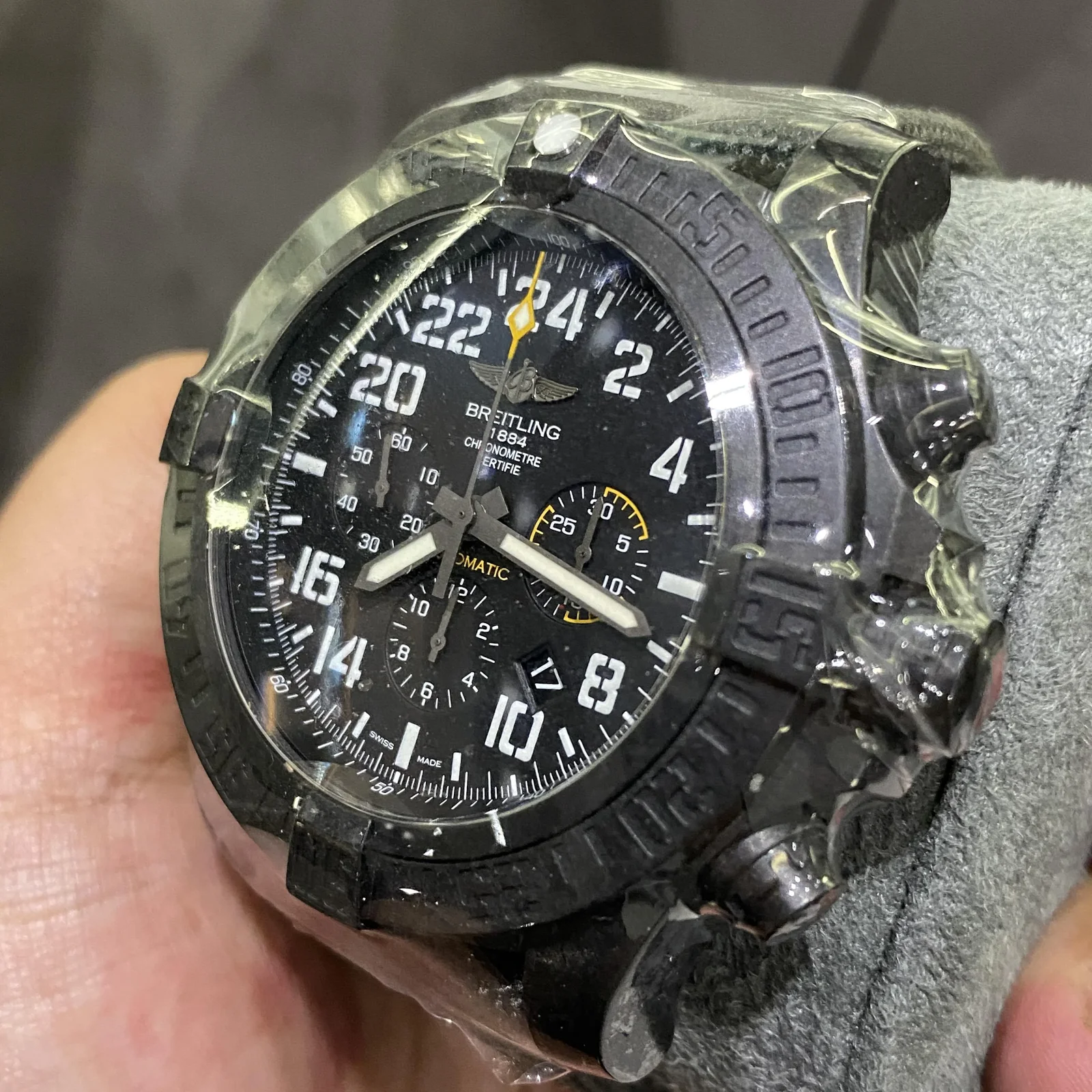 Thumb Avenger Hurricane 24H Breitlight / Volcano Black / Military / Pin