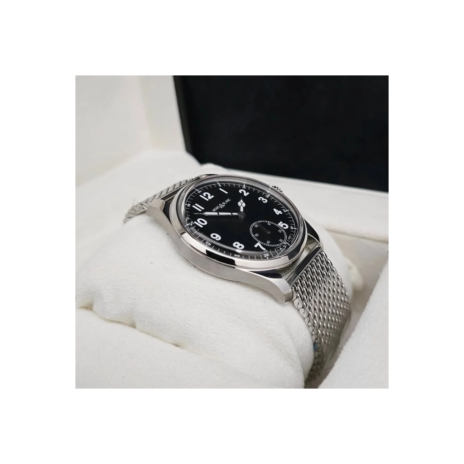 Thumb 1858 Manual Small Second Stainless Steel / Black / Mesh