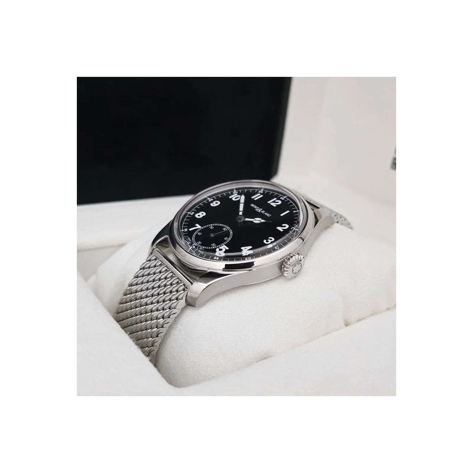 Thumb 1858 Manual Small Second Stainless Steel / Black / Mesh