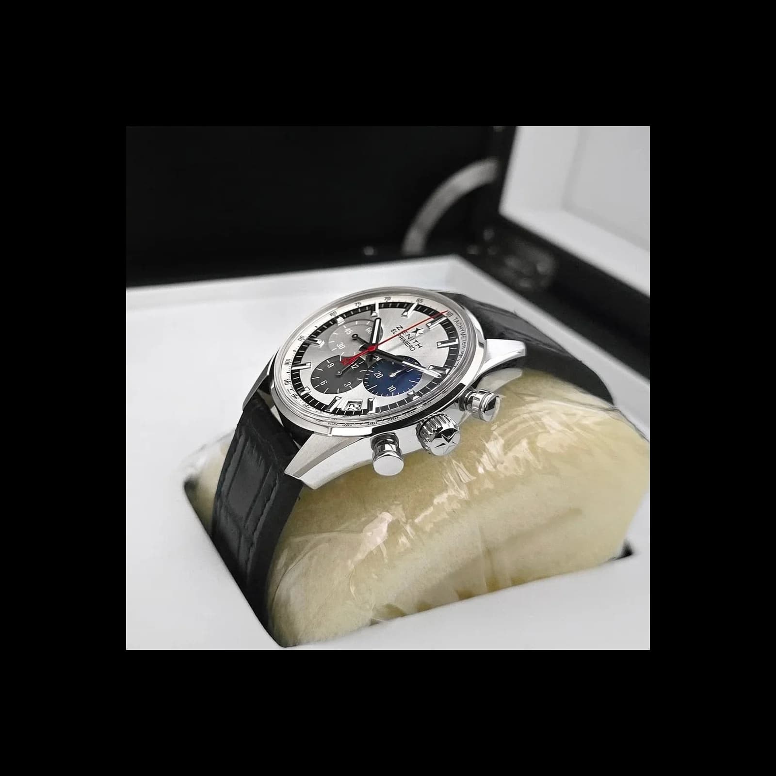 Thumb El Primero Chronomaster 38 Stainless Steel / Silver / Alligator