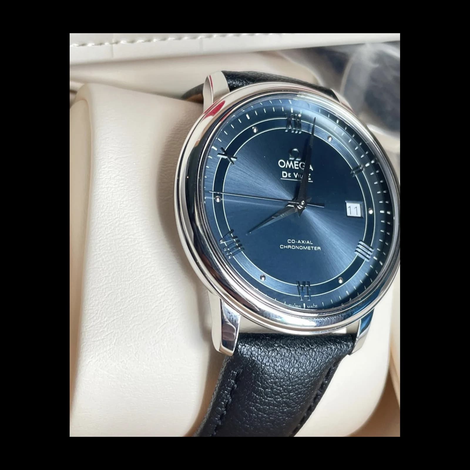 Thumb De Ville Prestige Co-Axial 39.5 Stainless Steel / Vintage Blue