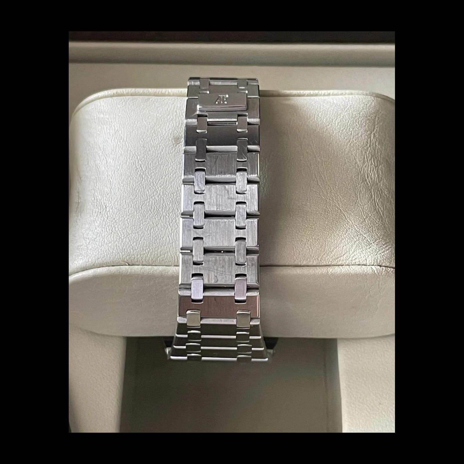 Thumb Royal Oak 14790 Date Stainless Steel / Military