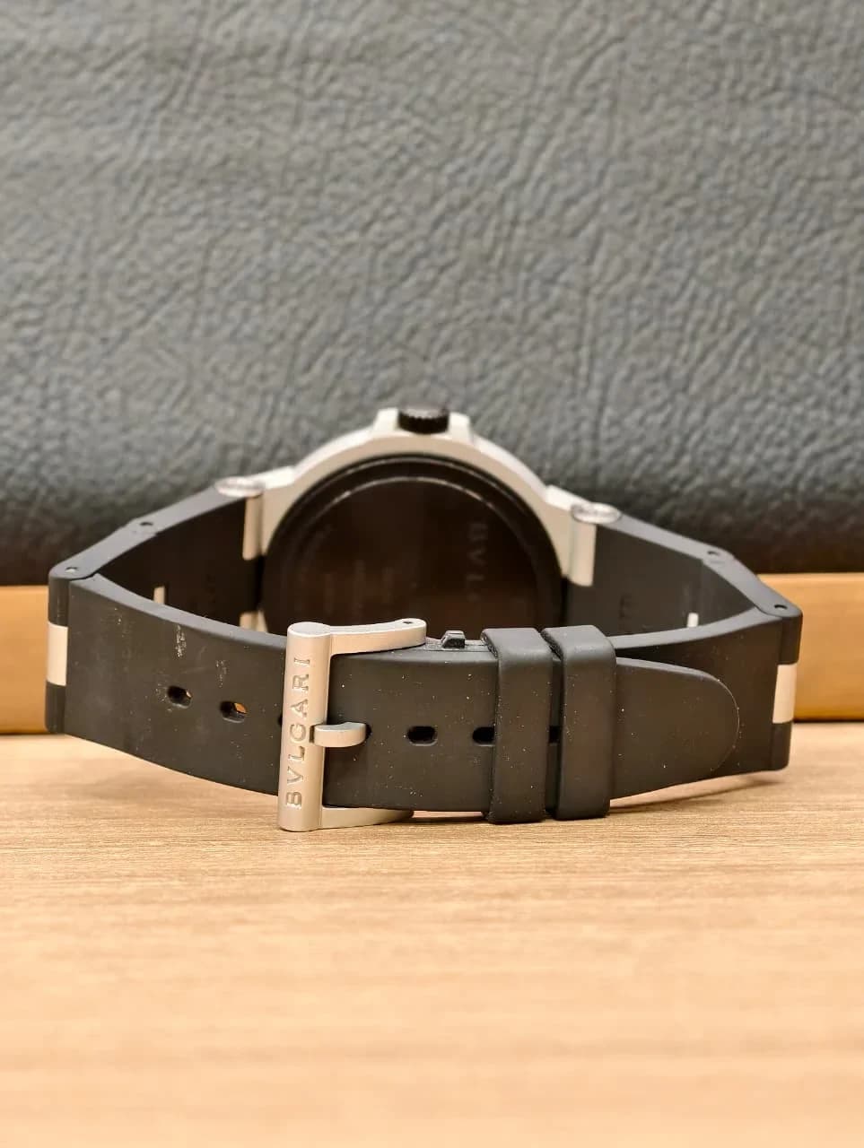 Thumb Aluminium Date Black Automatic