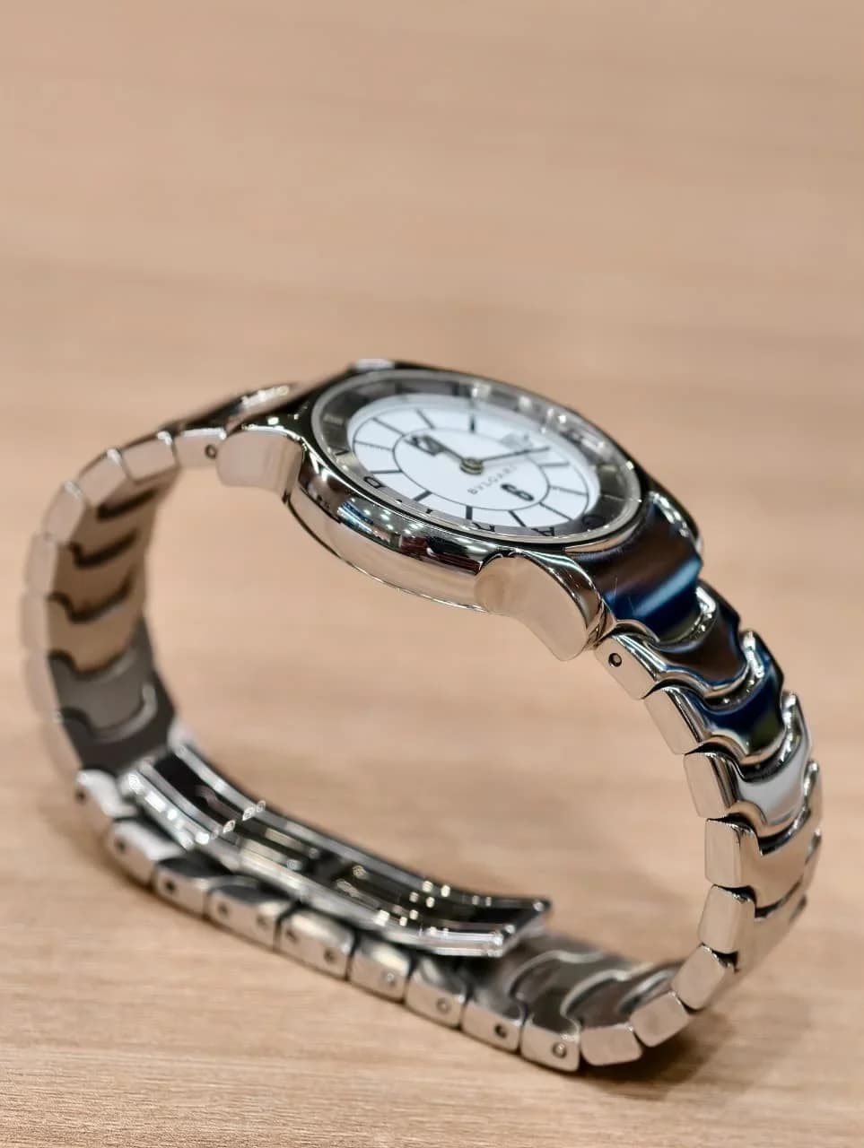 Thumb Solo Tempo 29 Quartz Stainless Steel / White / Bracelet