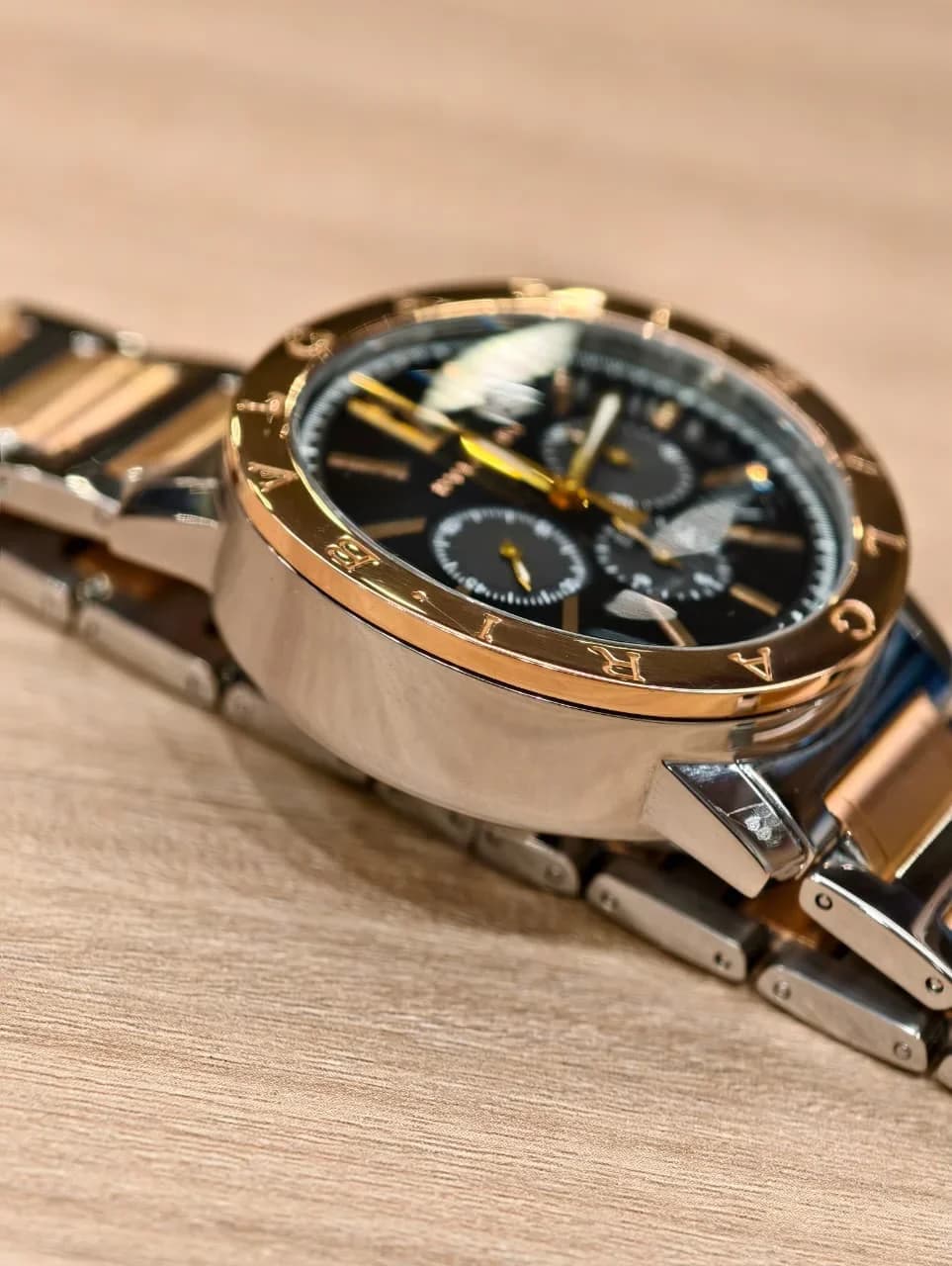 Thumb Chronograph Automatic Stainless Steel - Gold / Black