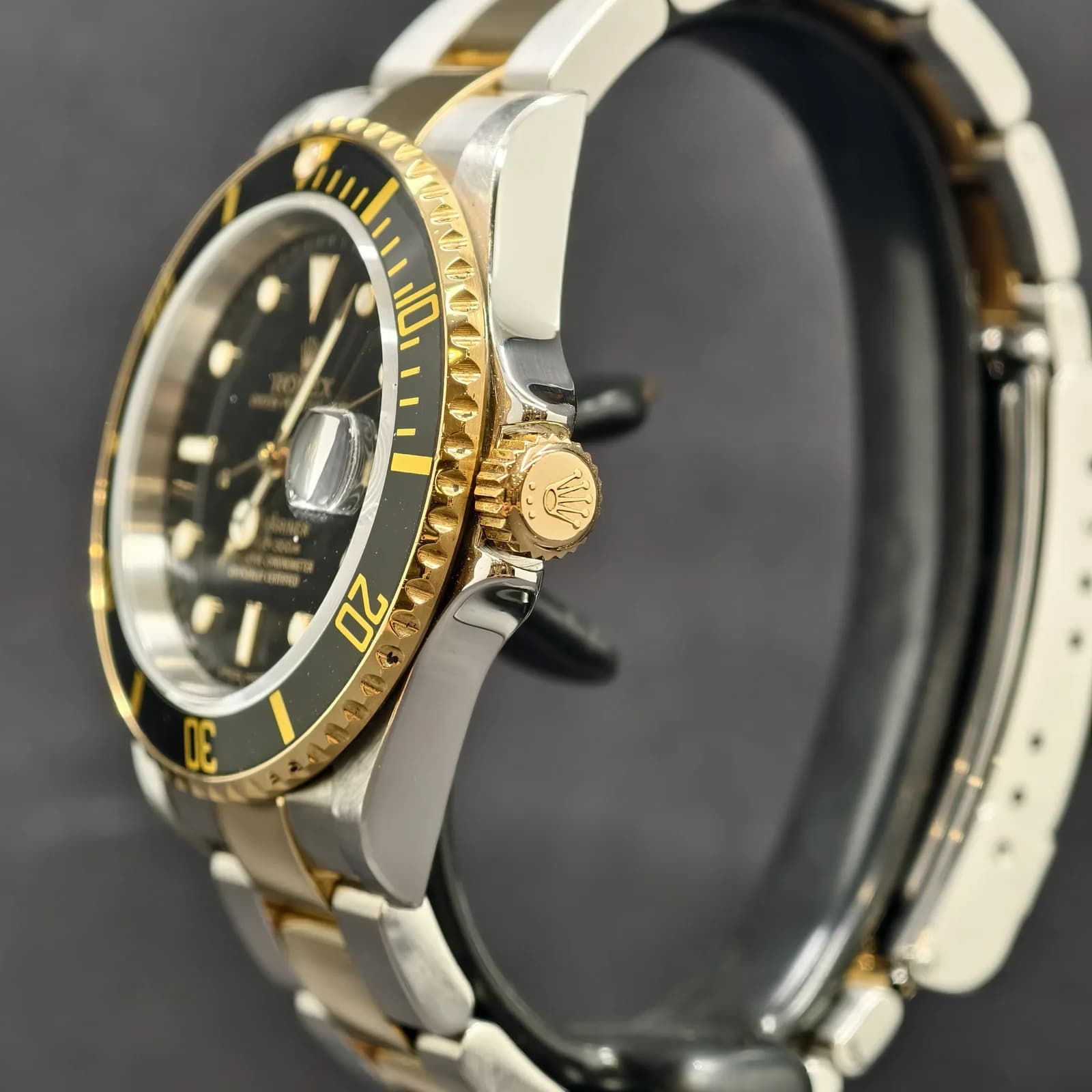 Thumb Submariner Date 16613 Black Superluminova