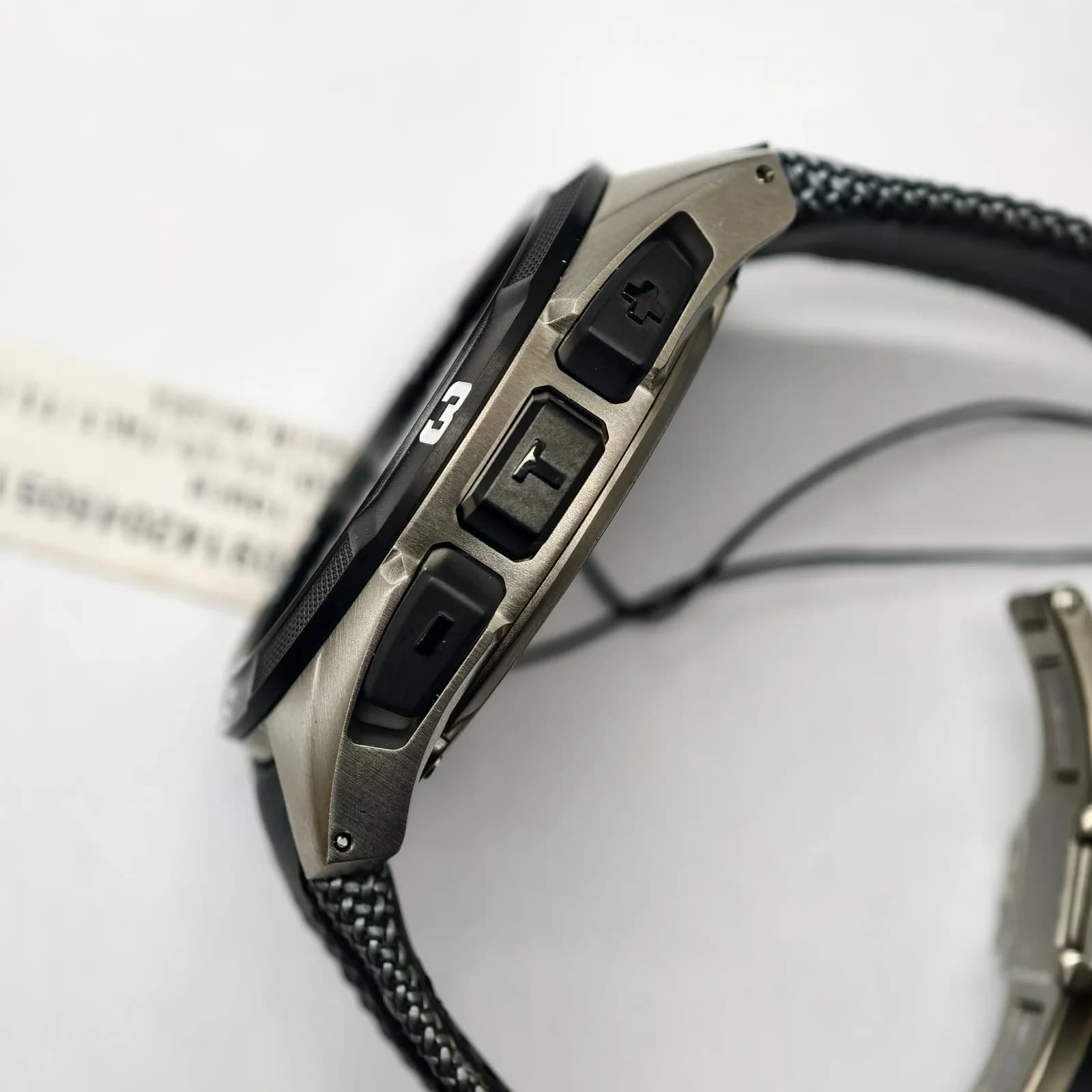 Thumb T-Touch Expert Solar Ti/ Leather Grey