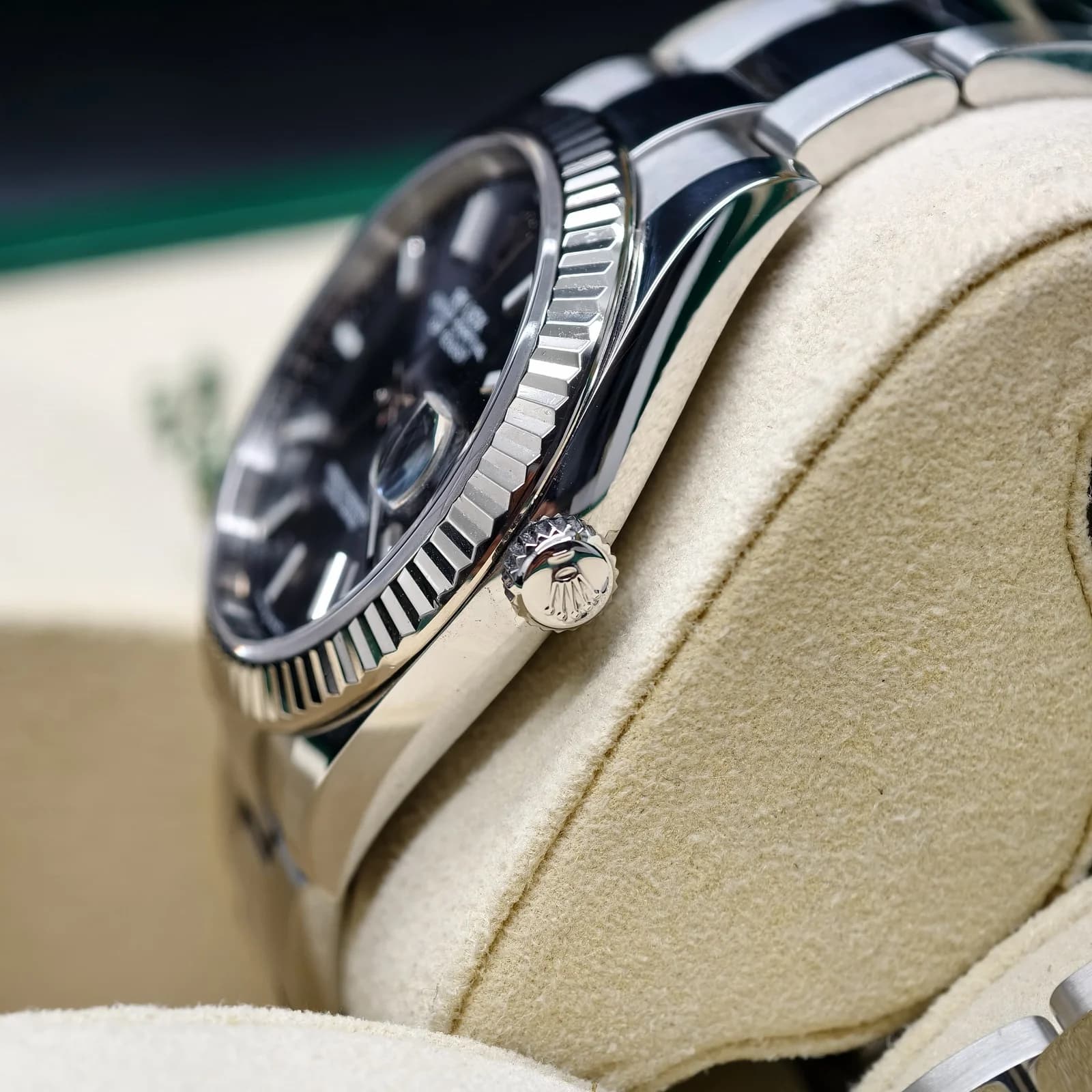 Thumb Datejust 41 Stainless Steel Fluted / Oyster / Dark Rhodium