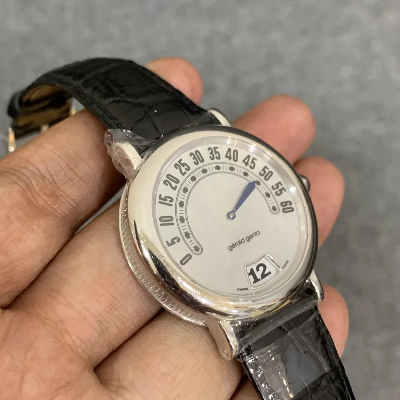 Thumb Retrograde Jumping Hour 18K White Gold