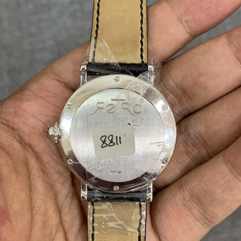 Thumb Retrograde Jumping Hour 18K White Gold