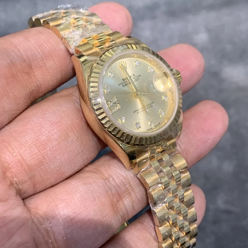 Thumb Lady-Datejust 28 Yellow Gold Fluted / Jubilee / Champagne Diamond
