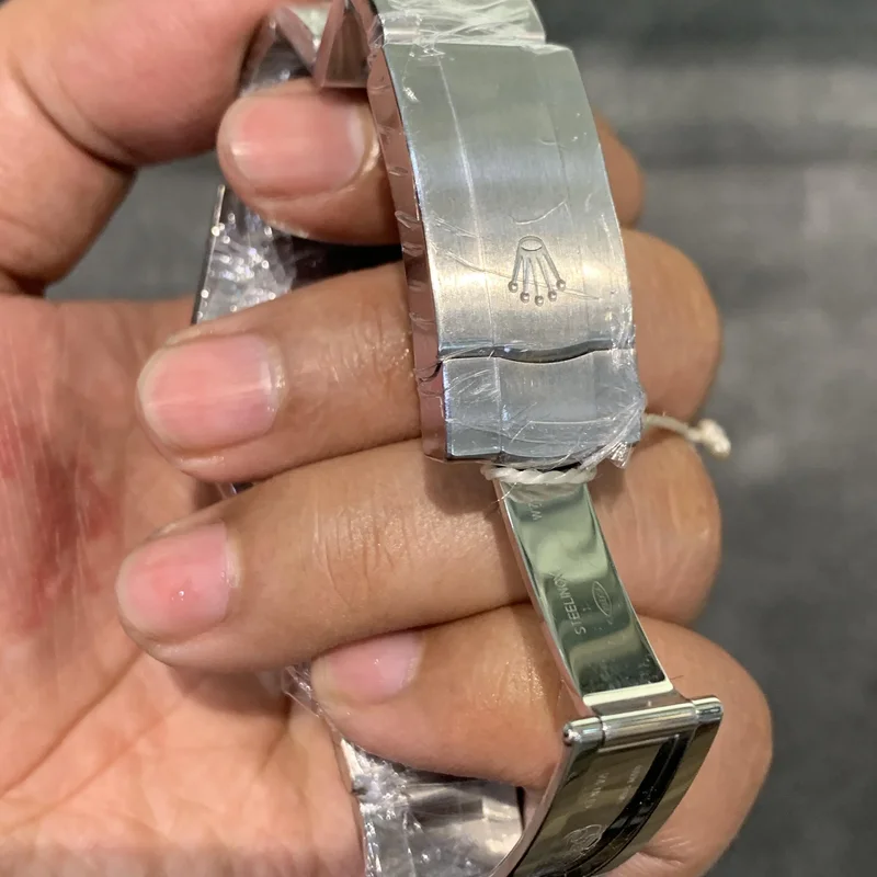 Thumb Oyster Perpetual 34 Stainless Steel / Lavender