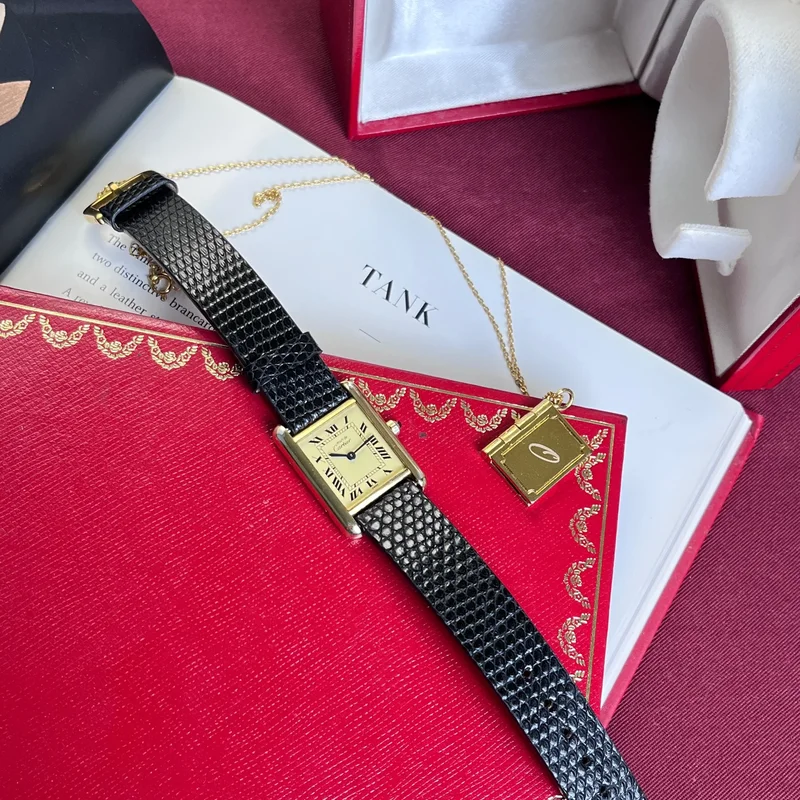 Thumb Must de Cartier Tank Quartz