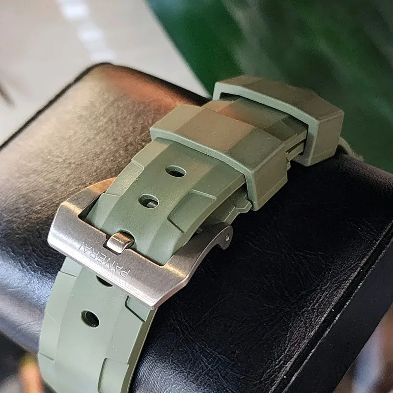 Thumb Panerai Submersible Bronzo