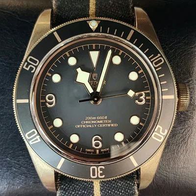 Heritage Black Bay Bronze / Slate / Textile