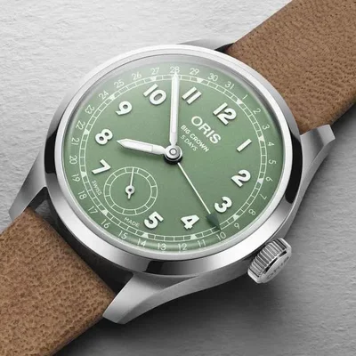 Big Crown Pointer Date Calibre 403 Stainless Steel / Green