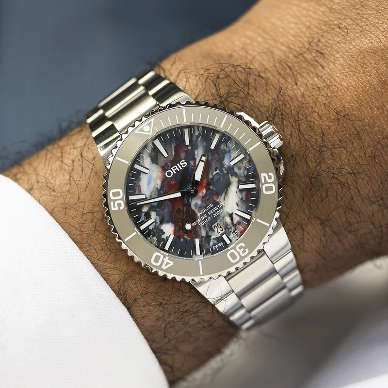 Thumb Aquis Date 41.5 Upcycle