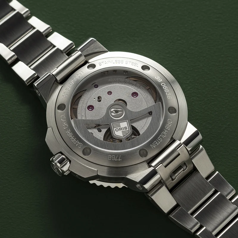 Thumb Aquis Date Calibre 400 41.5 Stainless Steel / Green / Bracelet