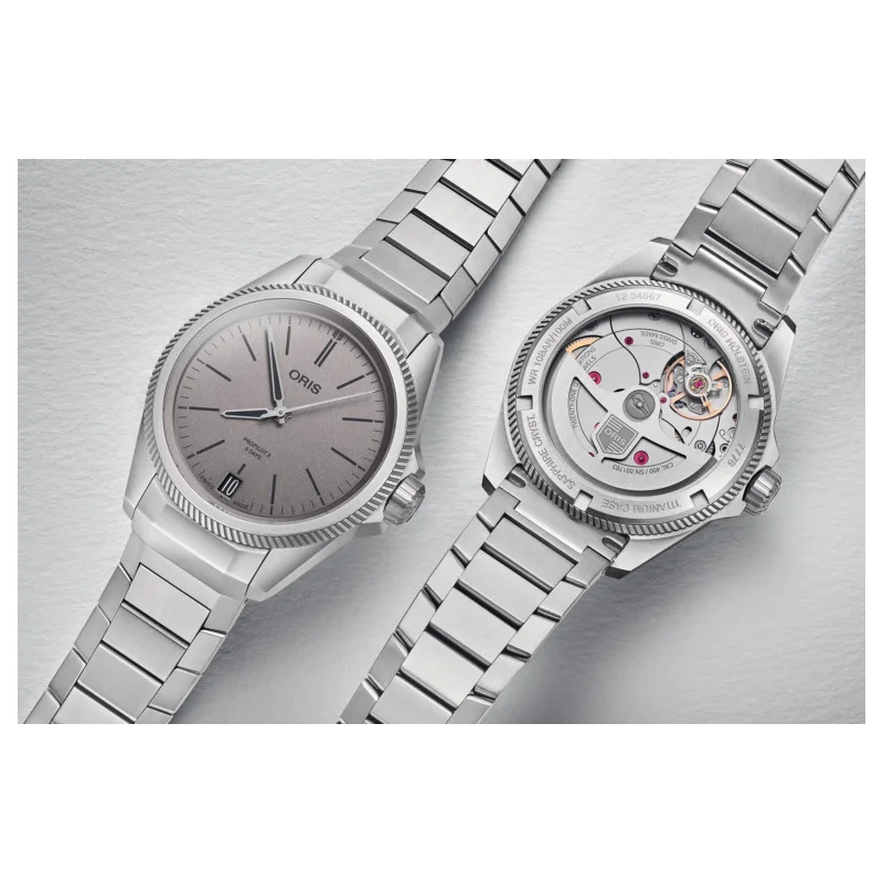 Thumb ProPilot X Calibre 400 Titanium / Grey / Bracelet