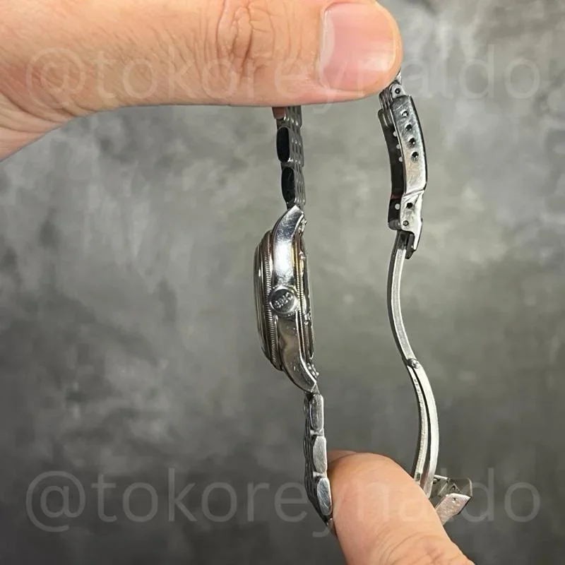 Thumb Big Crown Pointer Date 28.5 Stainless Steel / Silver / Bracelet