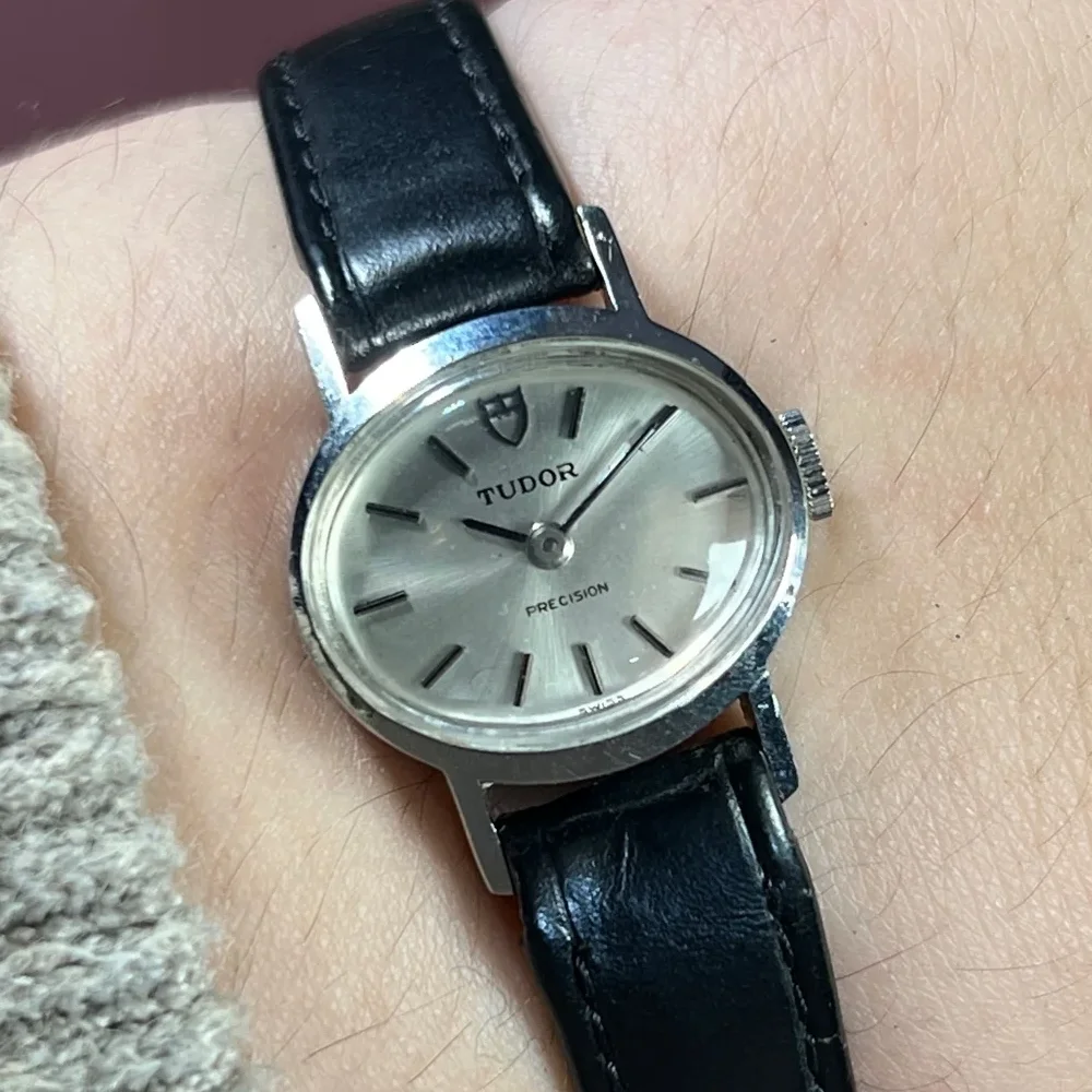 VINTAGE TUDOR PRECISION  MINI OVAL SILVER DIAL