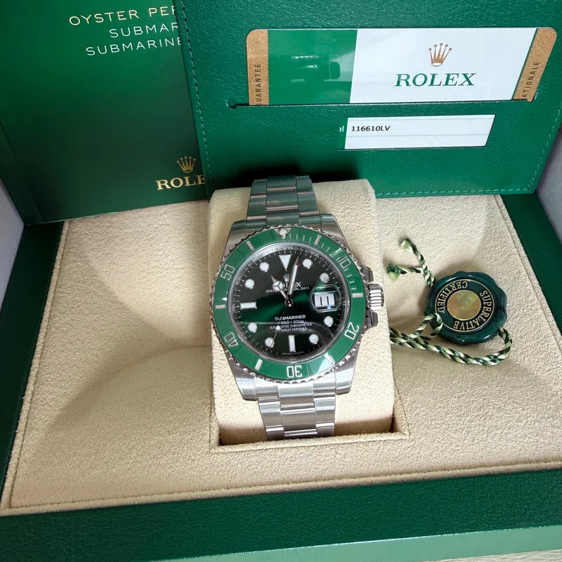 Thumb Submariner Date Stainless Steel / Green / Cerachom