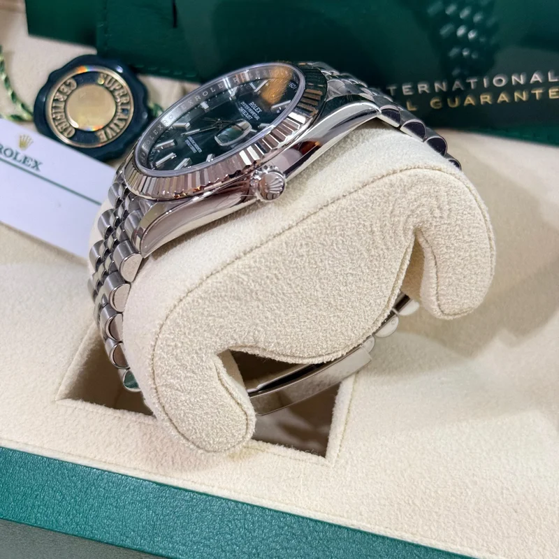 Thumb Datejust 41 Stainless Steel - Fluted / Green / Jubilee