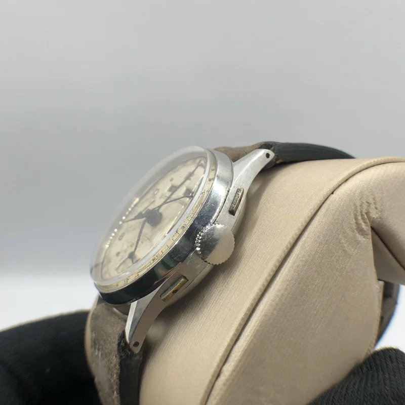 Thumb Valjoux 72C Triple Calendar Chronograph