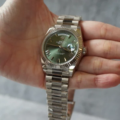 Day-Date 40 White Gold / Green - Roman