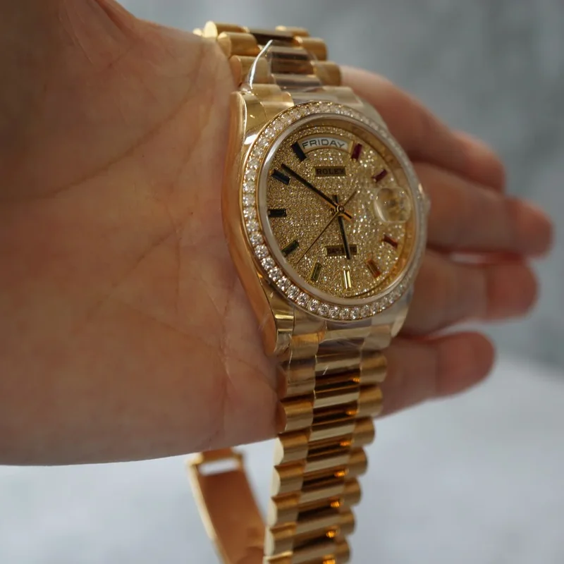 Thumb Day-Date 36 Yellow Gold / Diamond / Paved-Rainbow / President